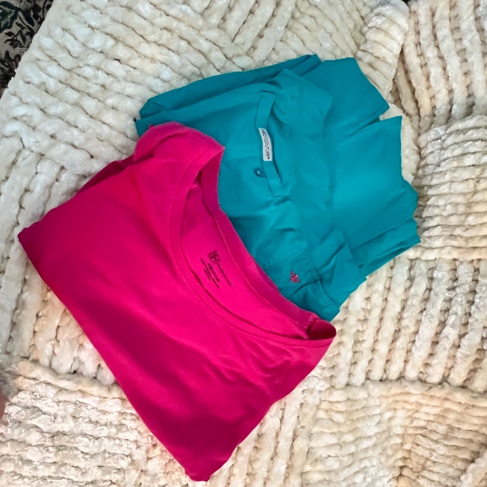 Scrubs pants long sleeved shirt